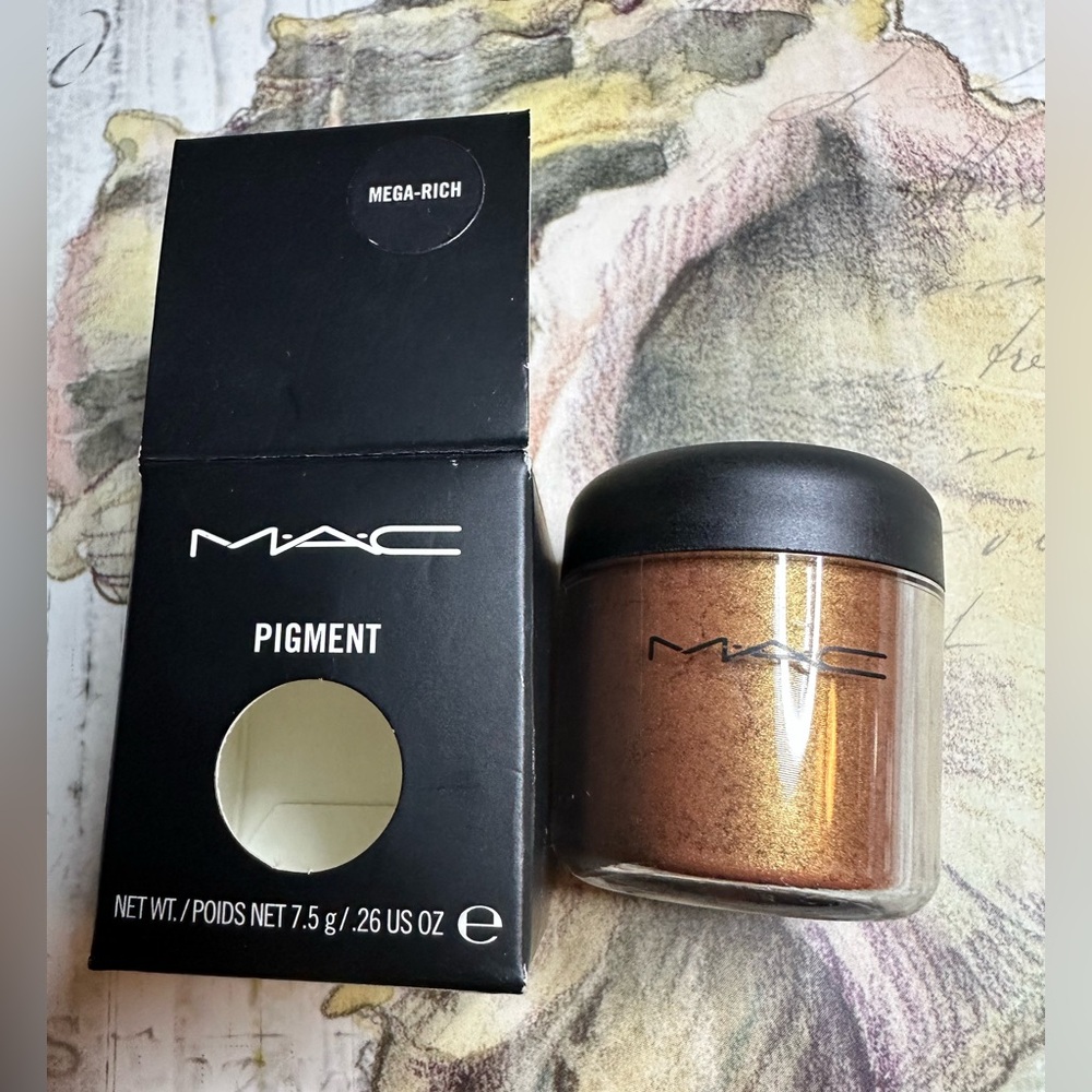 MAC COSMETICS BNIB MEGA-RICH PIGMENT EYES NEW VERY RARE IN BOX 7.5g Old Style